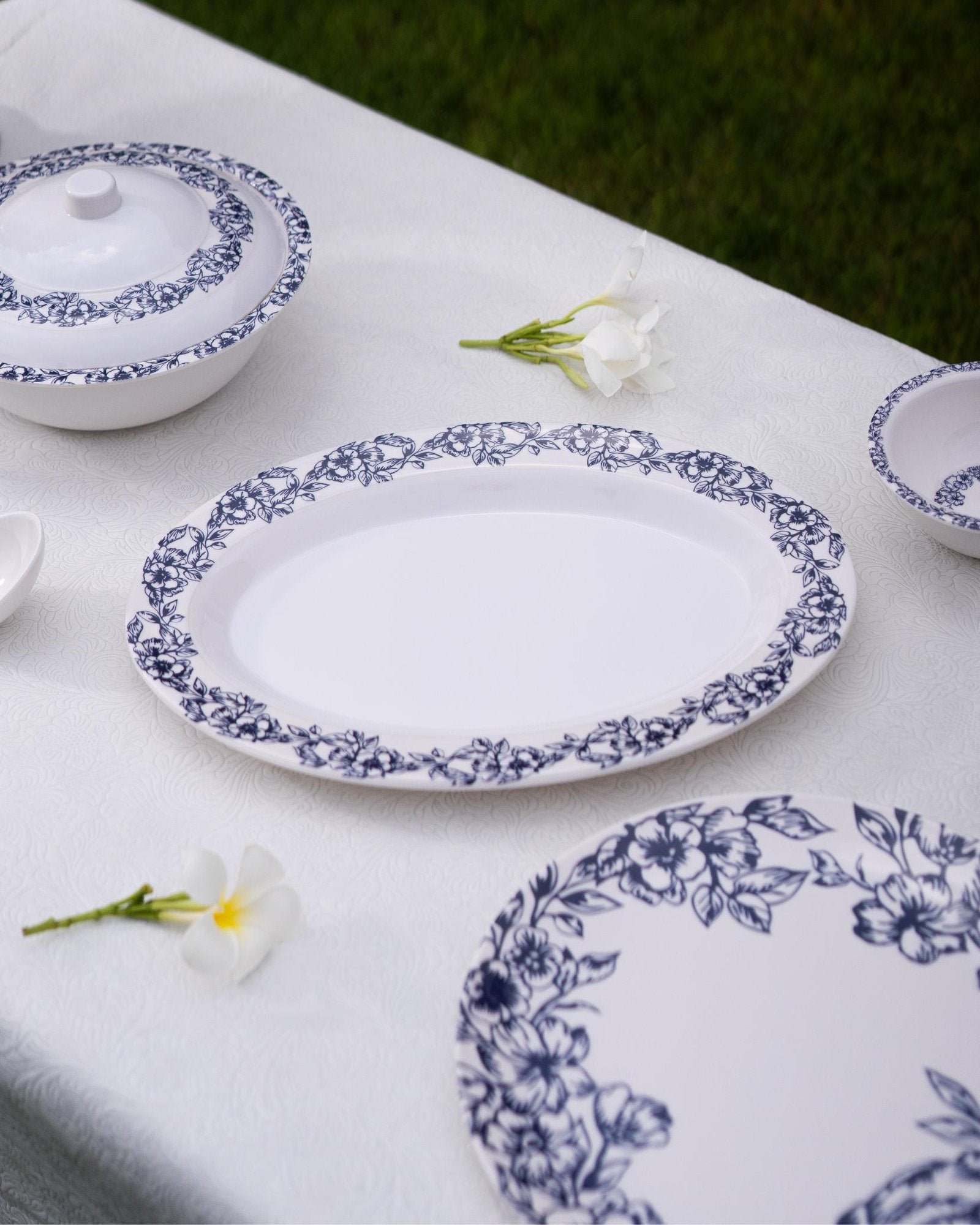 Azure Blossom Dinner Set