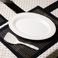 Sleek Borders Dinner Set