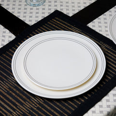 Sleek Borders Dinner Set