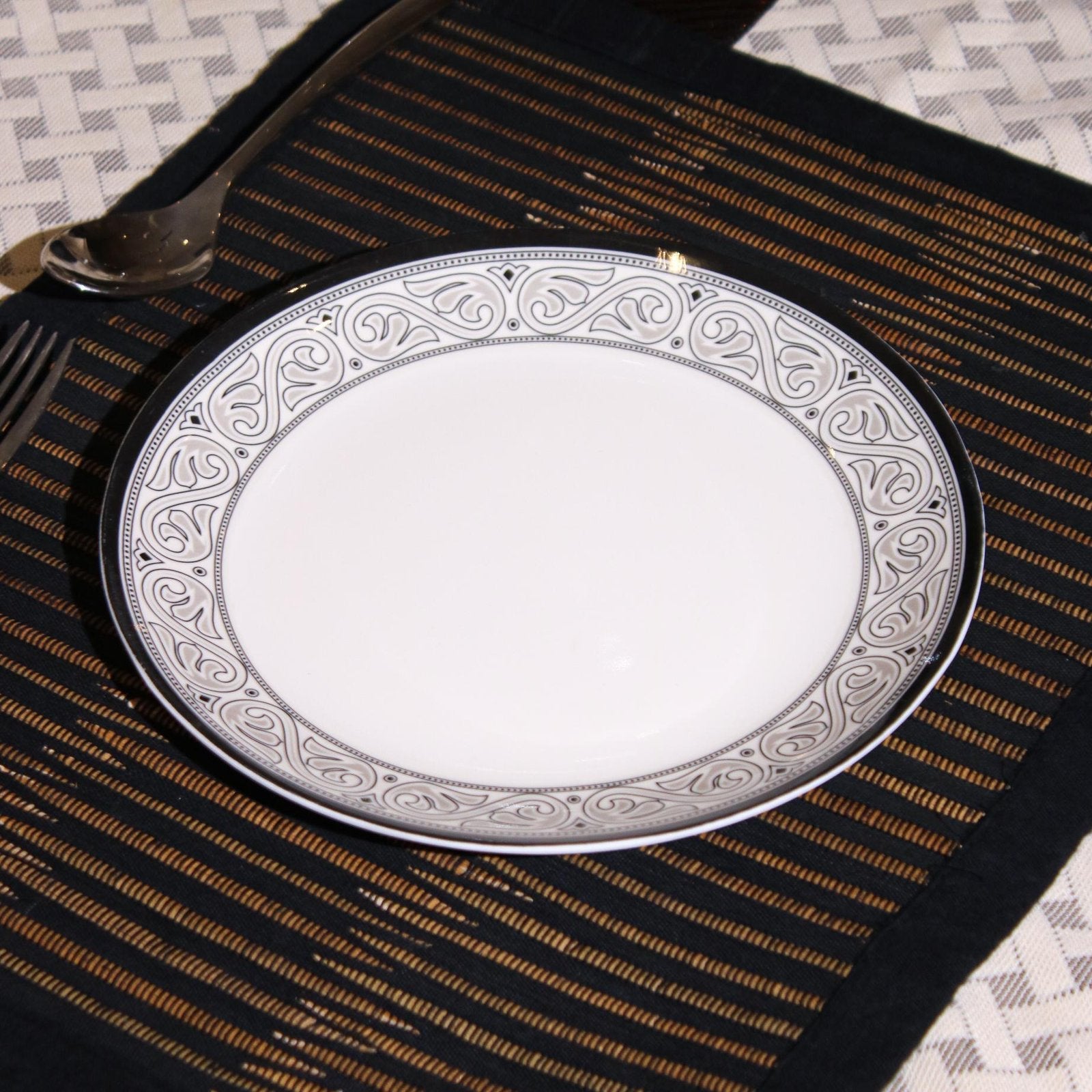 Gothic Grace Dinner Set